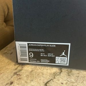 Jordan super play slide